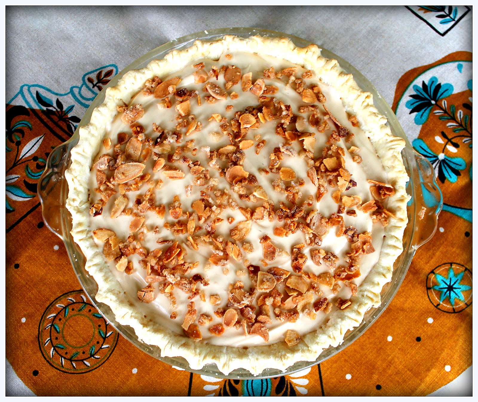 *my house is cuter than yours* 1,000 Caramel Candy Pie