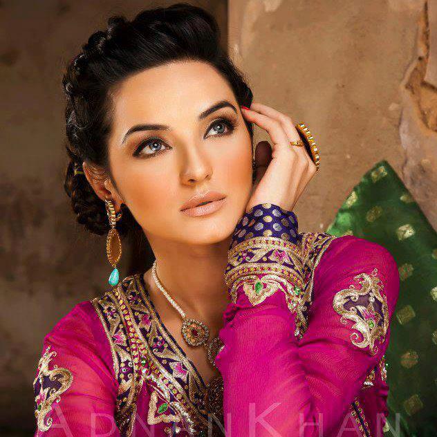 Very Sexy Model Sadia Khan Wallpapers Free Download - FREE ALL HD WALLPAPERS DOWNLOAD