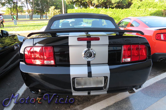 Ford Mustang GT Conversível  usado - preto