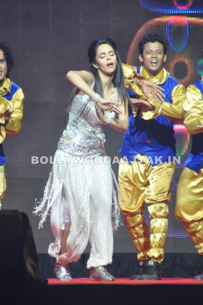 Mallika Sherawat1 - Mallika Sherawat for Country Club New Year’s Bash