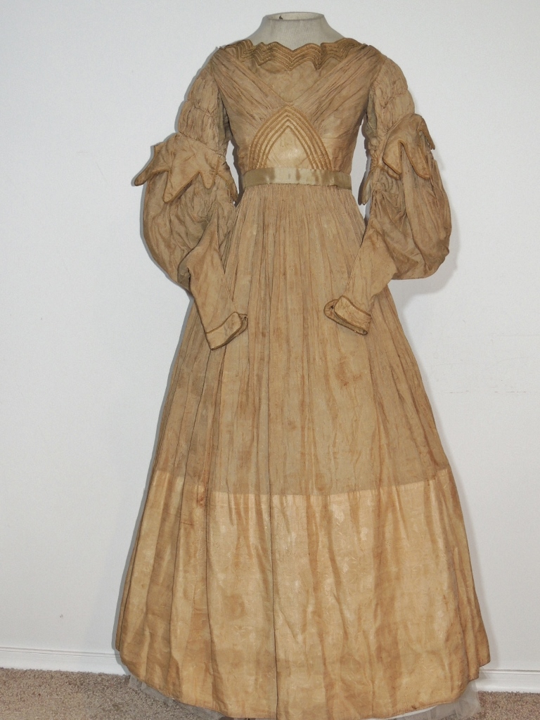 All The Pretty Dresses: Mid 1830's Dress with Van Dyke Trim