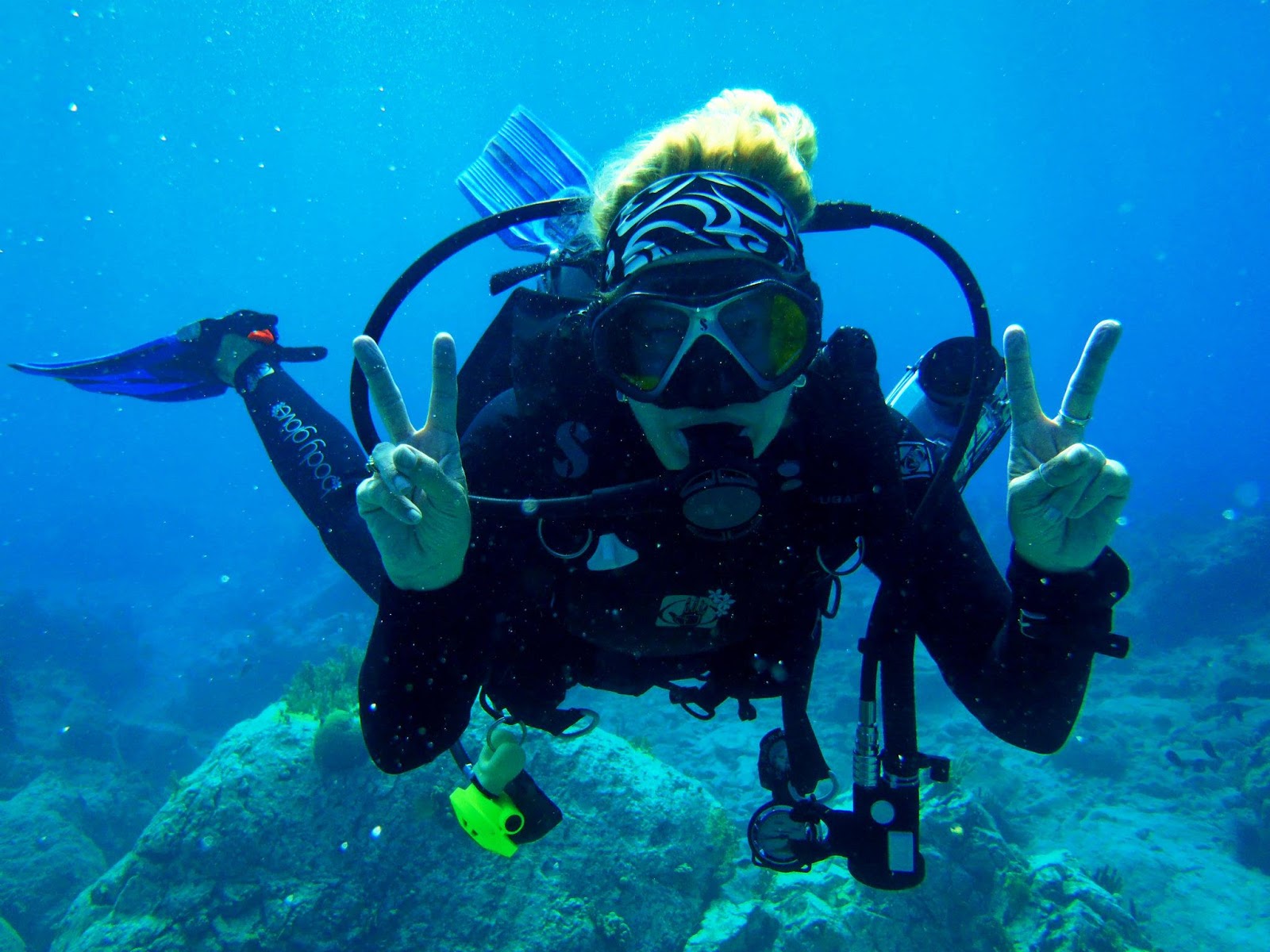 Scuba 2002 года