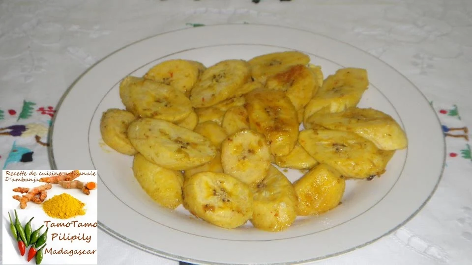 Cuisine artisanale d'Ambanja ( Madagascar ): Banane plantain grillé au four