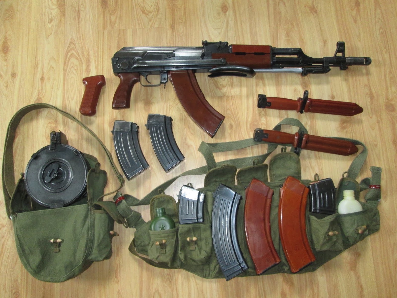 The Chinese AK47 Blog Chinese AK47 Magazines and Pouches, including