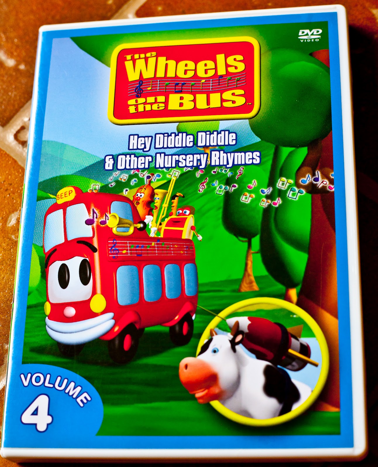 MadAboutDigit Room Clearout WHEELS ON THE BUS DVD madaboutdigit-room-clearout-wheels-on-the-bus-dvd