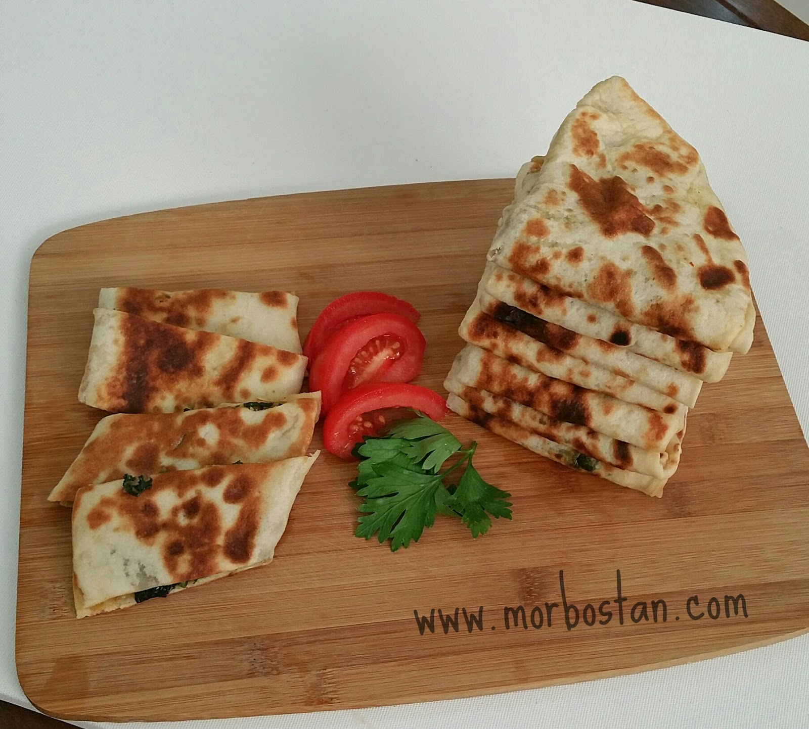 Ispanaklı Ekmek Tarifi Ispanaklı Ekmek Tarifi