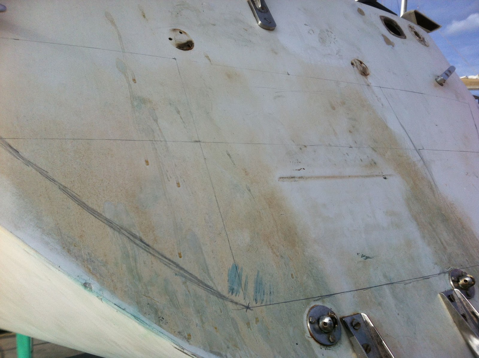 VELERO SORTILEGE : RECORTE DE POPA "CLASICA" PARA HACER PLATAFORMA DE BAÑO