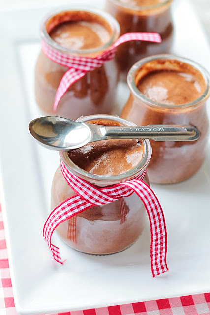 Two Ingredients Chocolate Mousse, simple to make and even easier to eat!! GoodFoodShared 