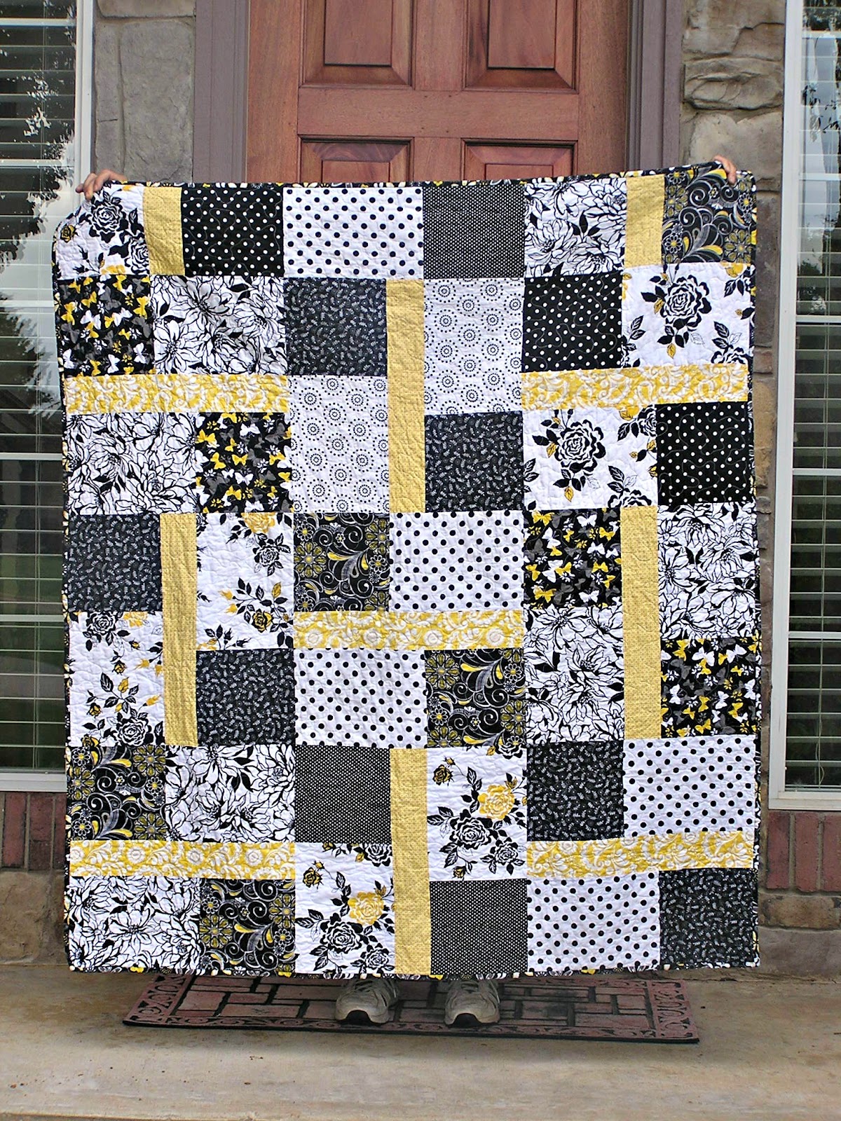 the-fleming-s-nine-splash-of-color-quilt-along-fabric-and-pattern