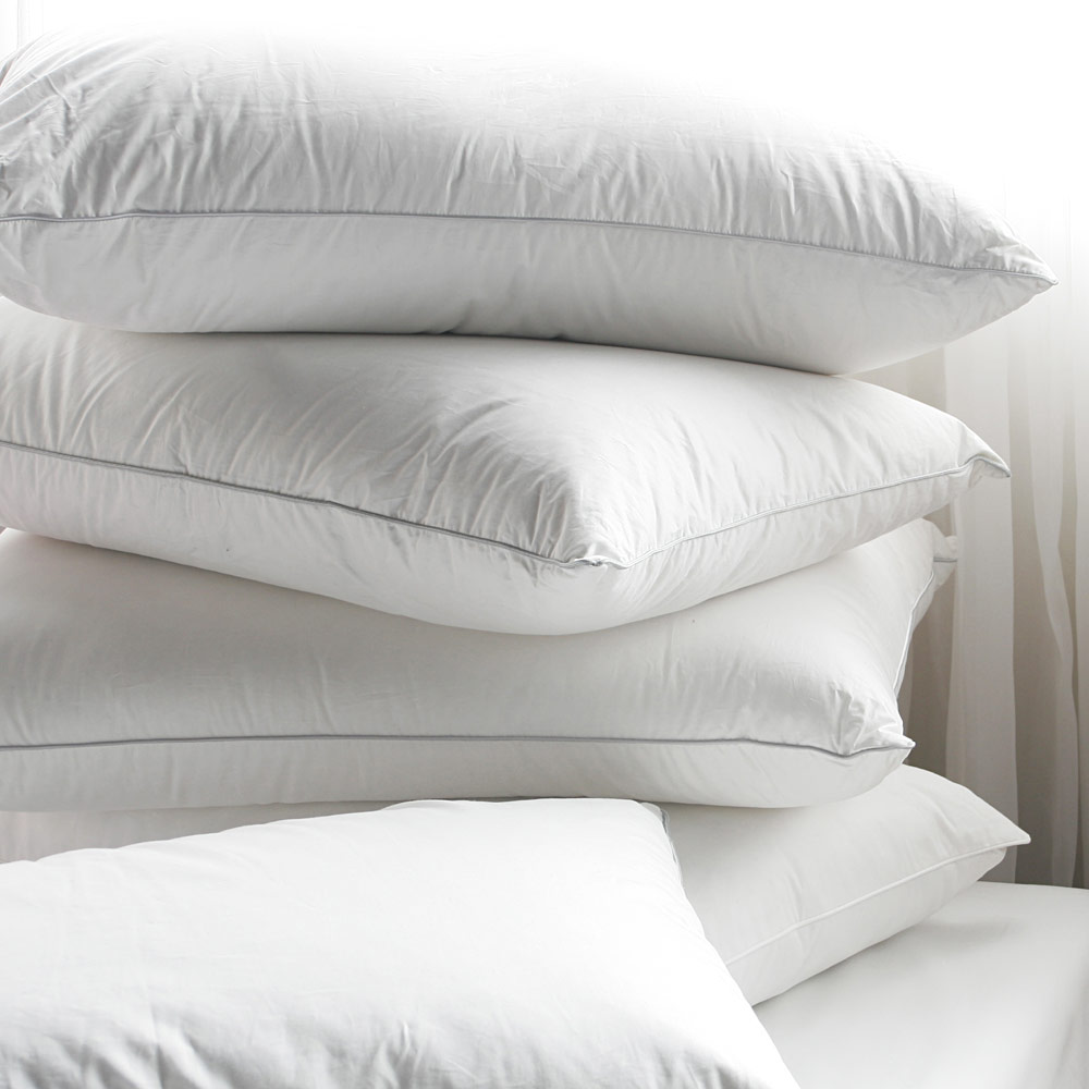 Pillow Forms Pillow Inserts What are Hotel Pillows? are they better?