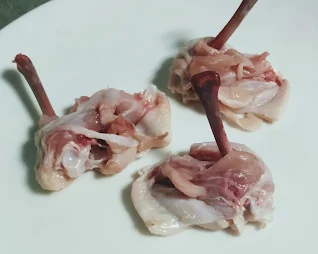 Clean Chicken Wings with one bone