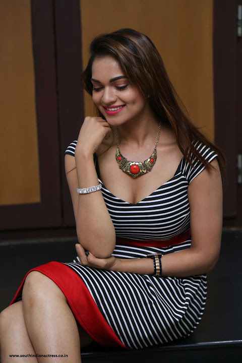 Aswini Stills At Pelliki Mundu Prema Katha Trailer Launch