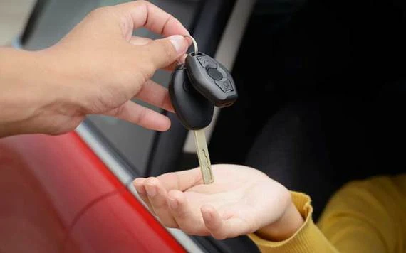 Scammer car hire firms in Ireland must be stopped