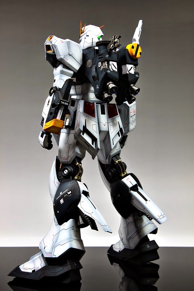 1/60 Full Resin Kit nu Gundam Painted Build