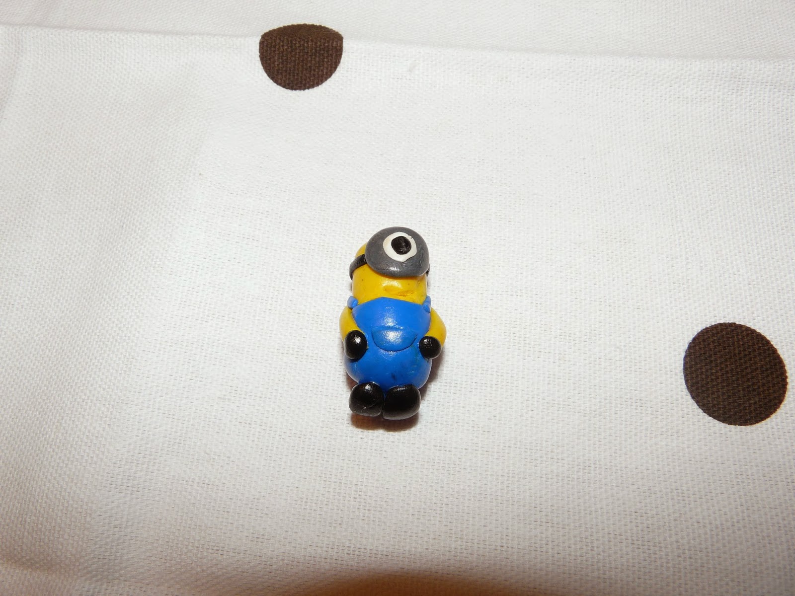 Les Créas & Tutos : Tuto Fimo : Comment faire un Minion en pâte Fimo