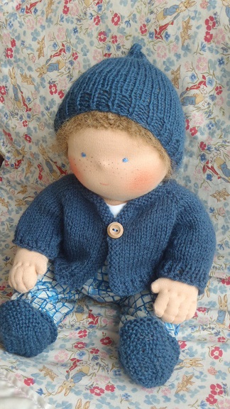 Free knitting patterns for dolls clothes