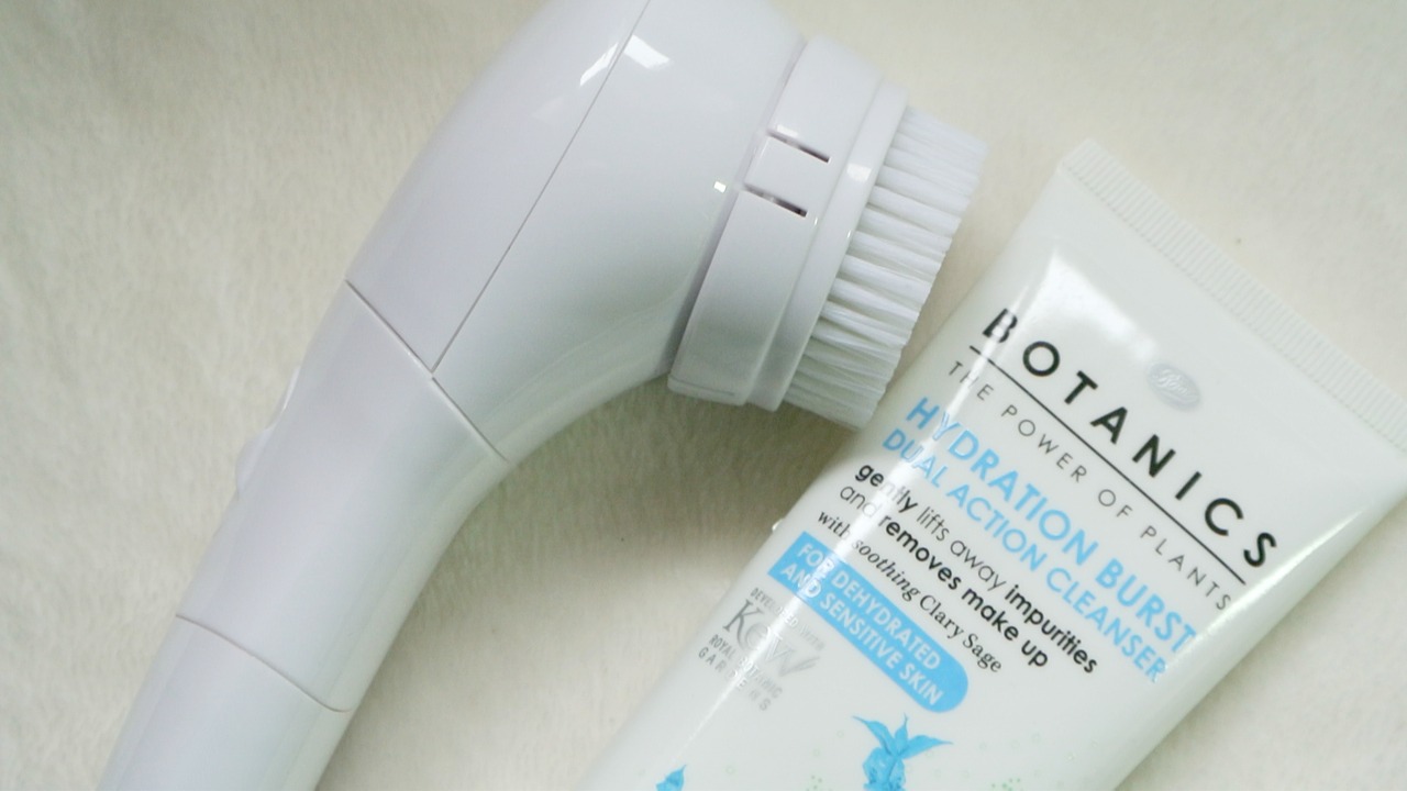 ALDI Cleansing Brush Review Chasing Ruby Chat