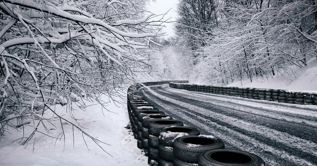 Ara 231 Lastiği 220 Zerindeki Yazılar Harfler Ve Rakamlar Ne