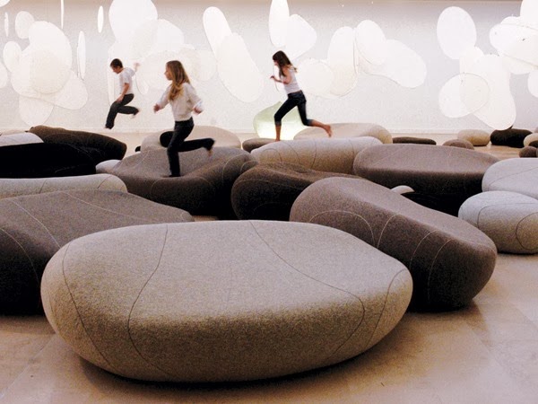 Cojines y sofas piedra7