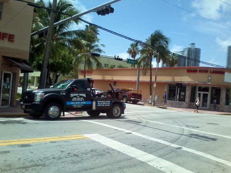 Who Tows Illegally Parked Miami Beach Tow Trucks The Mirror Tremont Tow Truck Drivers Frequently Park Their Trucks In Pedestrian And Bicycle Lanes Absolutely No Parking Or Commercial Zones Marked By