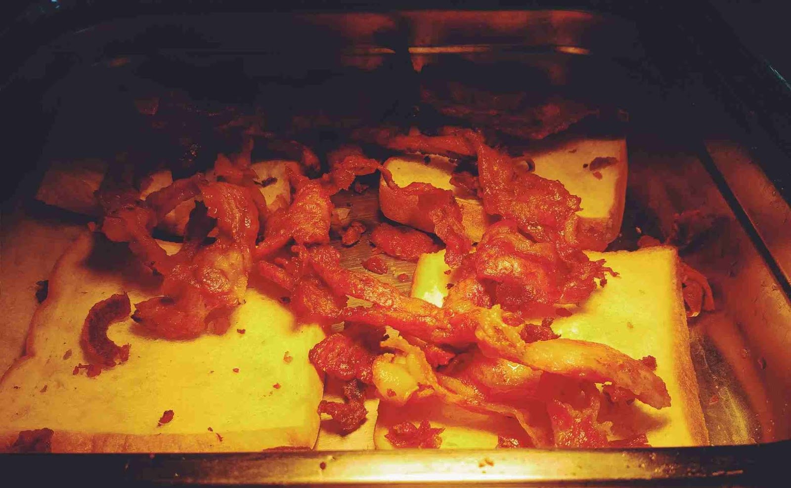 bacon at Acaci Cafe in Acacia Hotel