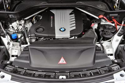 Noul BMW X5 M50d