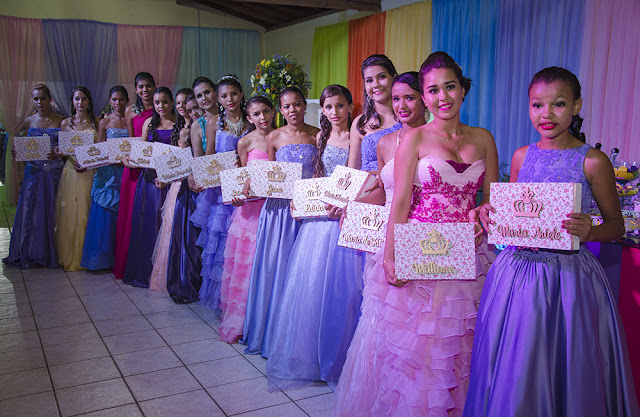 Prefeitura de Cocal realiza baile de debutantes para 15 jovens - Imagem 2