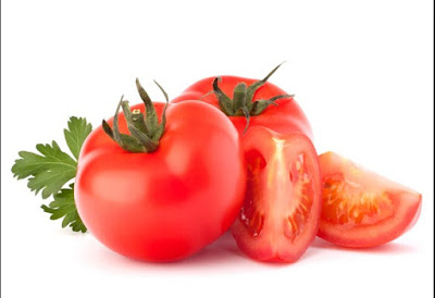 Salah satu buah yang kaya akan kandungan antioksidan yaitu tomat Manfaat Buah Tomat Agar Awet Muda