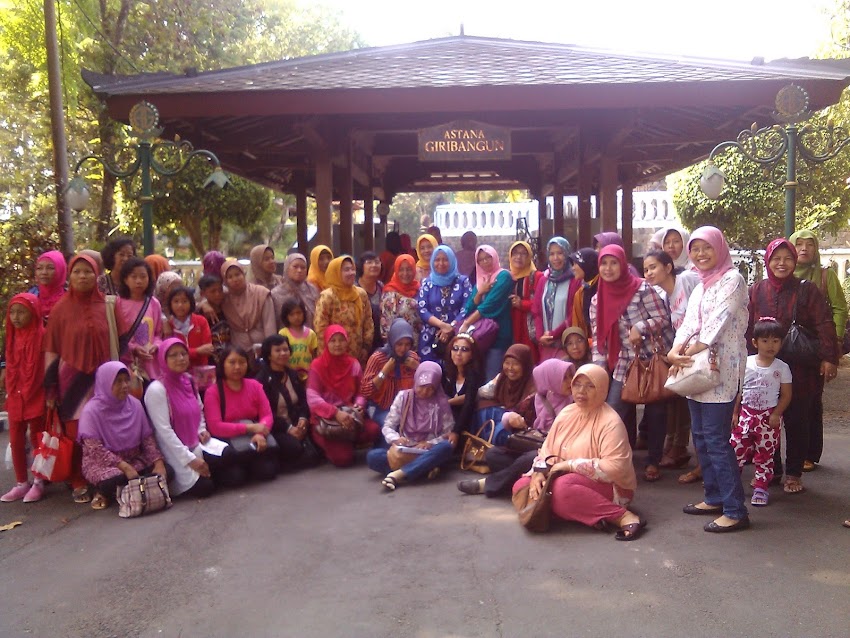 IIKB PG Purwodadi Kunjungi Astana Giribangun, Jawa Tengah