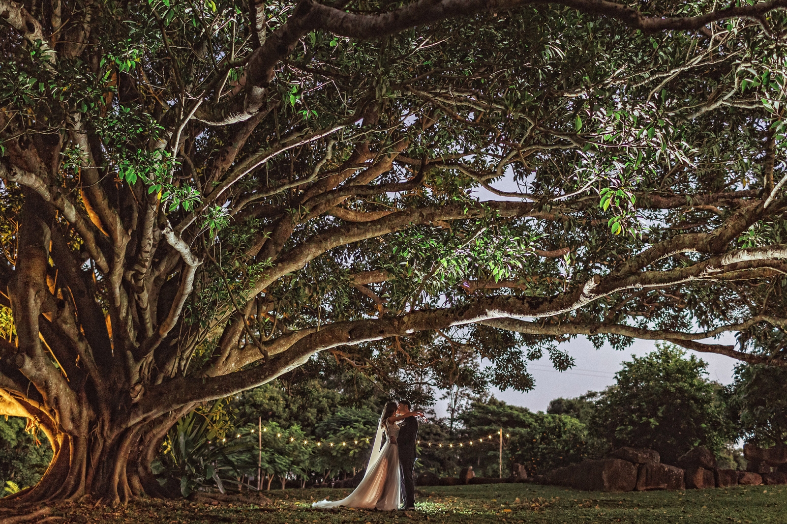 EARTHHOUSE // LIGHT HOUSE STUDIO TO THE AISLE AUSTRALIA WEDDING VENUES BYRON BAY
