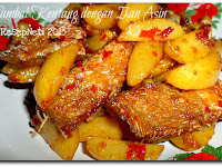 Resep Sambal Kentang dengan Ikan Asin ( Spicy Potato with Salted Fish )