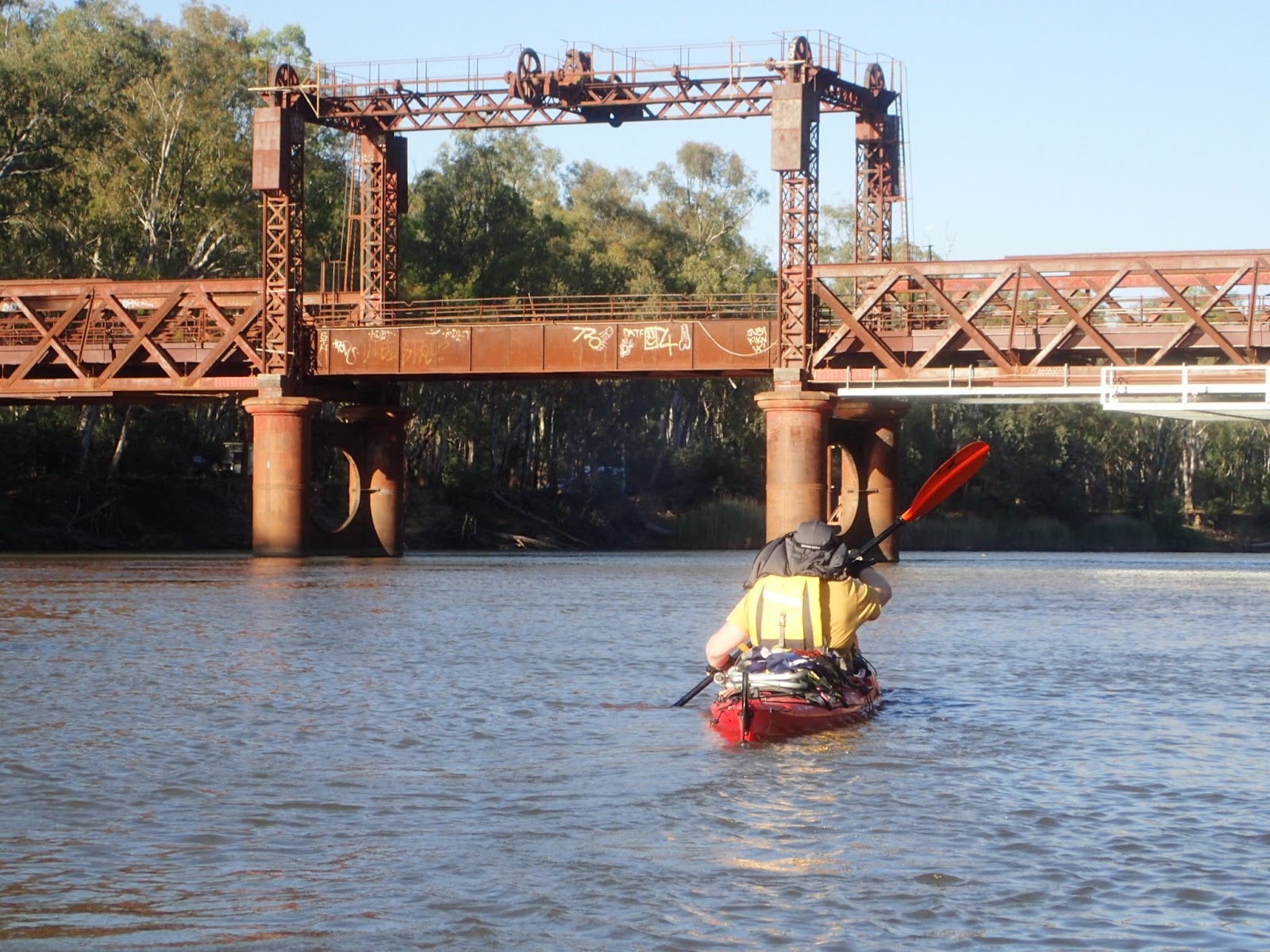 Simon Joe (and Tony?) Big Kayak Paddle Tocumwal to Sandy Beach near