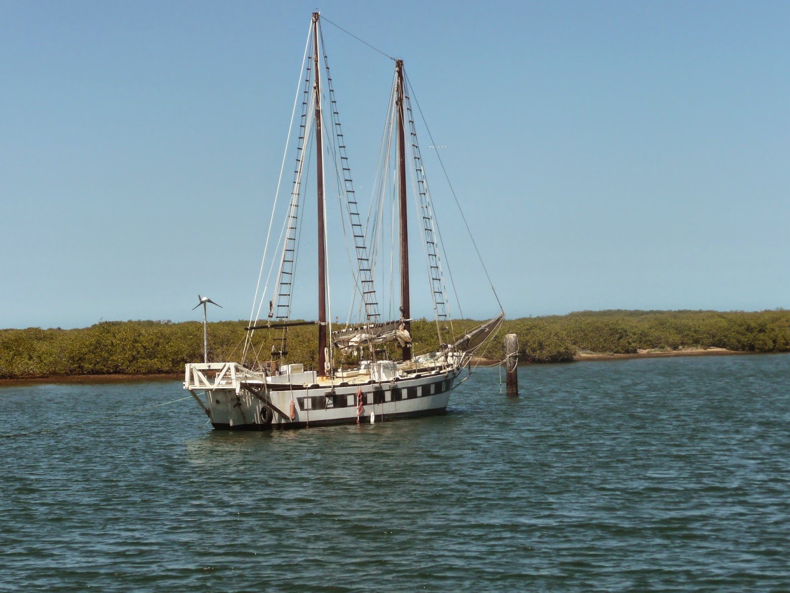 MobileMarshies CARNARVON THE BOAT HARBOUR (AUGUST 2014)