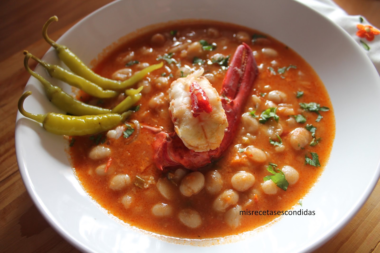 Pochas y bogavante
