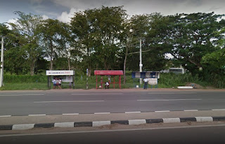 Katunayaka bus stop in Negombo - Colombo road