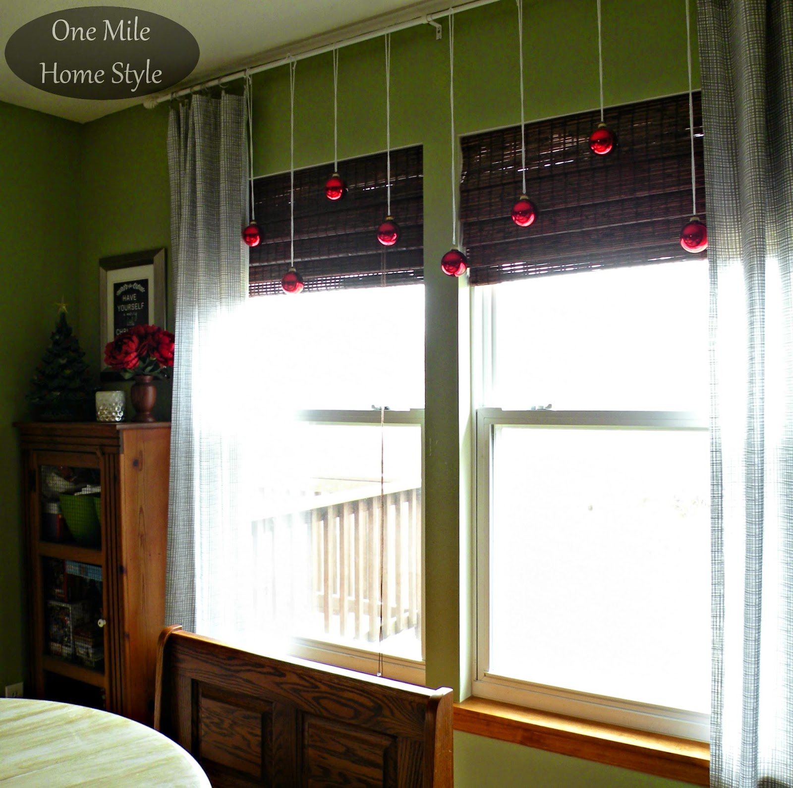 Red Christmas Ornament Window Garland Display