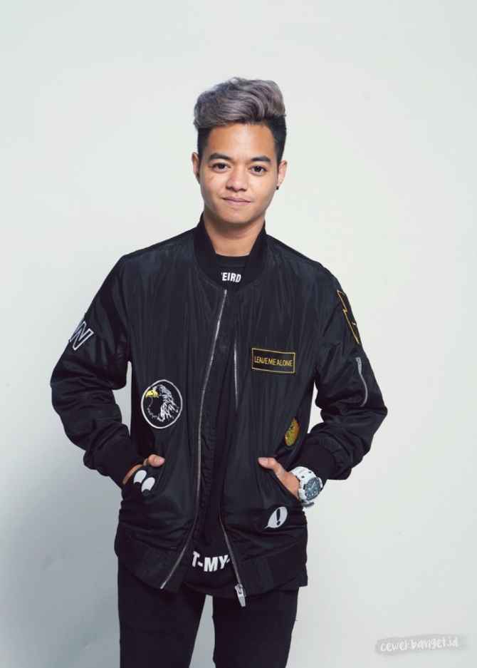 reza oktovian sang gamers ganteng idaman taman bahasa reza oktovian sang gamers ganteng idaman taman bahasa