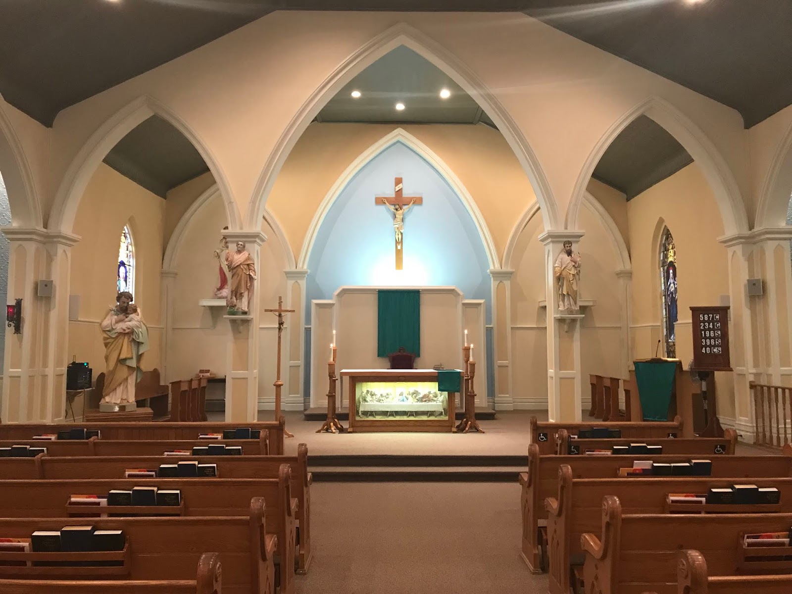 Photo essay about church 07 image