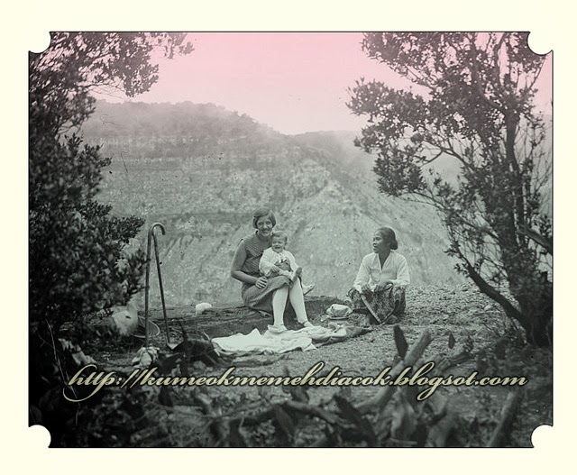 Dongeng Sunda Sasakala Gunung Tangkuban Parahu Kumeok