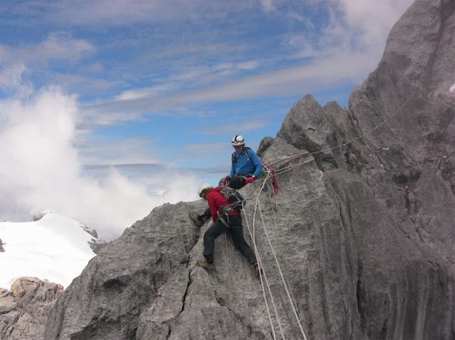  Climbing Mount Package Cartensz - Operator No. Trip Mountains 01 in Indonesia
