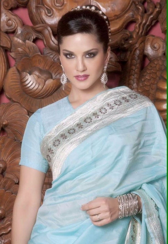 Actress Sunny Leone Spicy Stills In Saree Hot Photos ~ Hot Actress Video And Photo Gallery