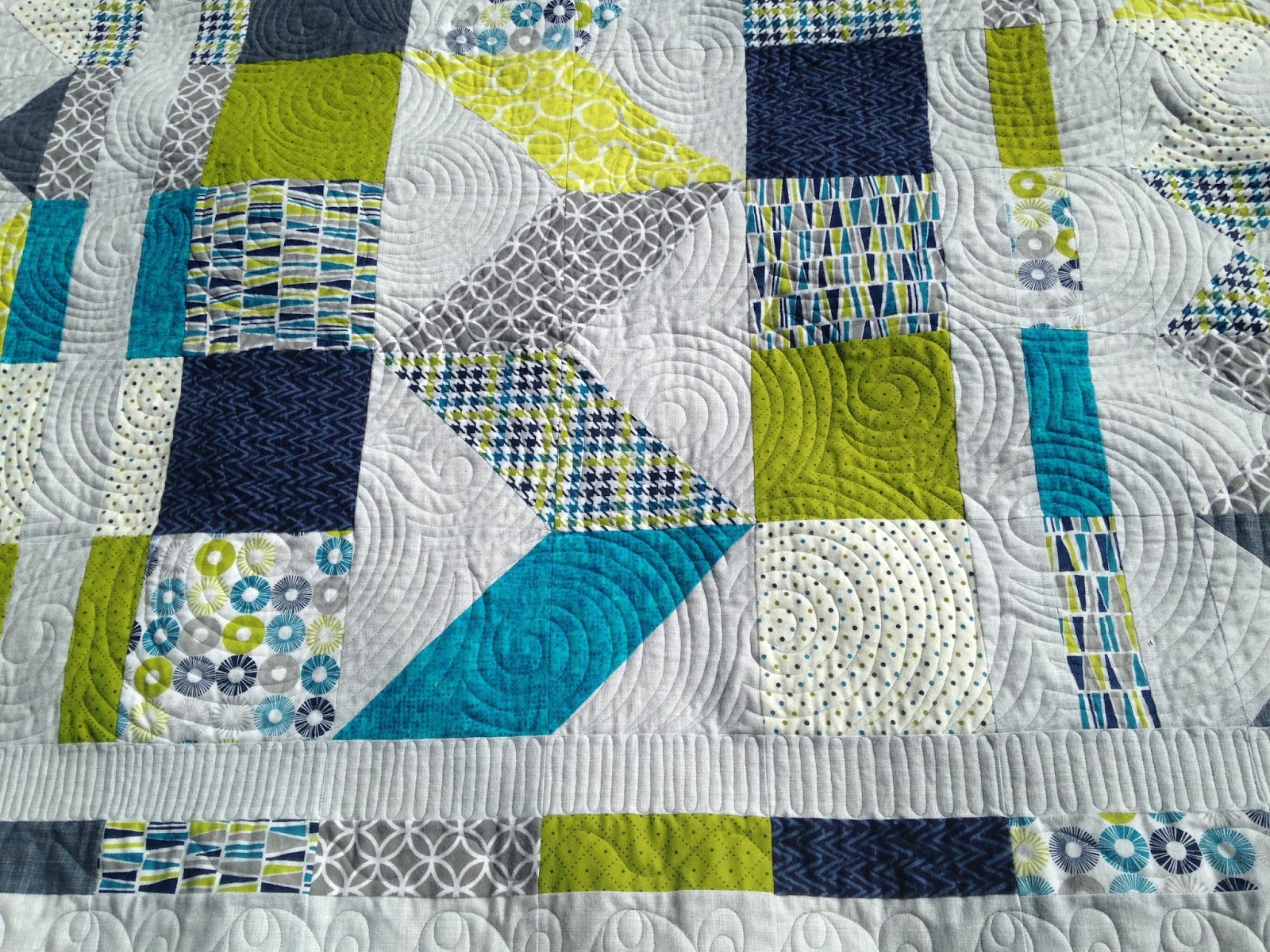 QUILTS AND SUCH Lime Green & Modern