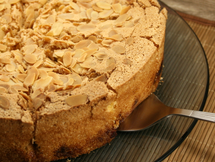 Grießkuchen mit Bratapfel-Quitten-Mus