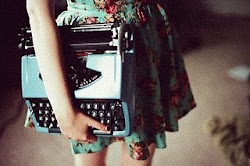 meu coração é uma máquina de escrever, é só você bater pra entrar na minha história.