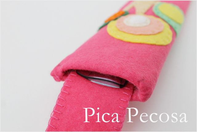 tutorial-hacer-funda-rigida-diy-regla-carton-reciclado-fieltro-paso-6