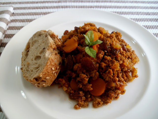 Carne picada con verduras