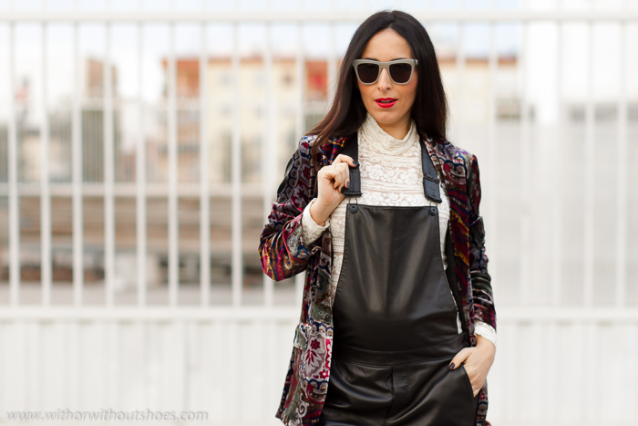 Blogger influencer de moda belleza de Valencia con looks 