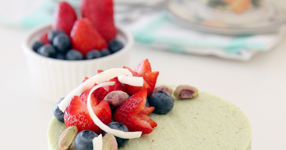 Pistachio Mousse Cake Vondelicious!