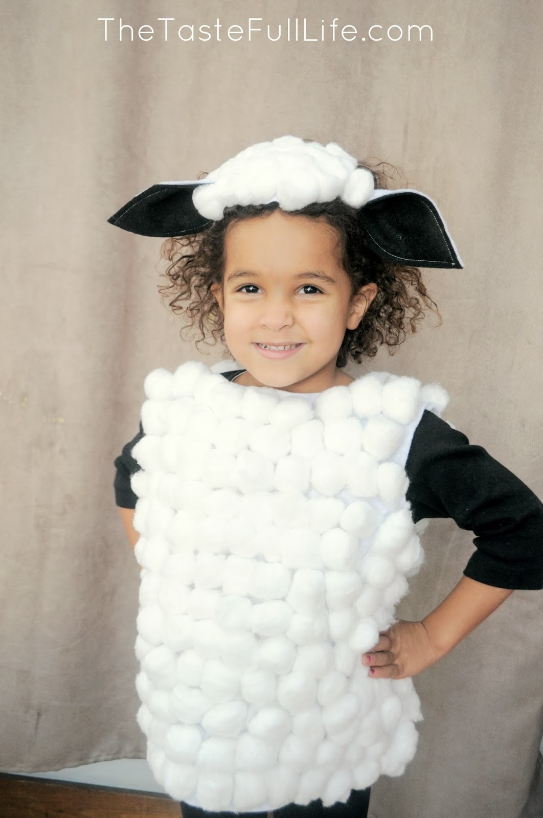 DIY Sheep and Cow Costumes for My Church's Christmas Recital. - Pretty Real