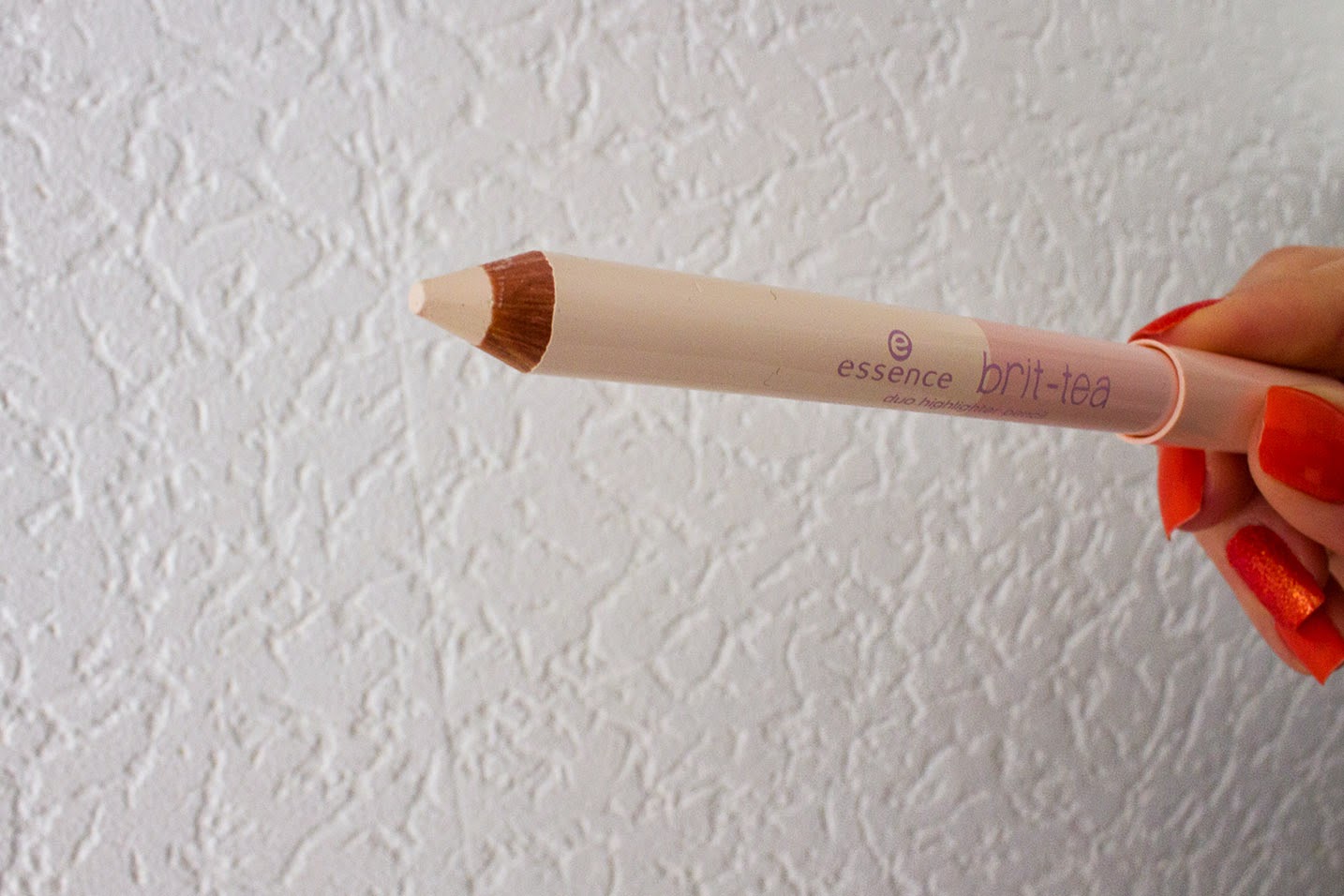 Essence BritTea Duo Highlighter Pencil TwinZ